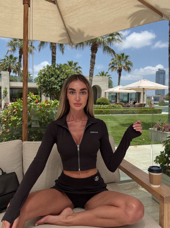 hande-1 Eskişehir Escort Hande Hizmetimde Sınır Tanımıyorum